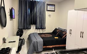 Mini apartamento 300 metros da praia